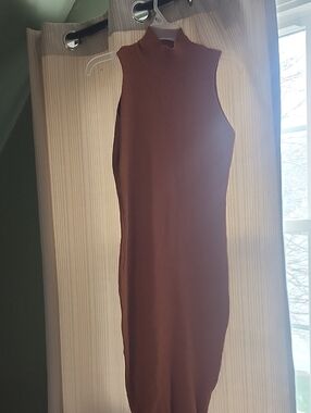 Sugar Sleeveless Ribbed Midi Dress in Brown